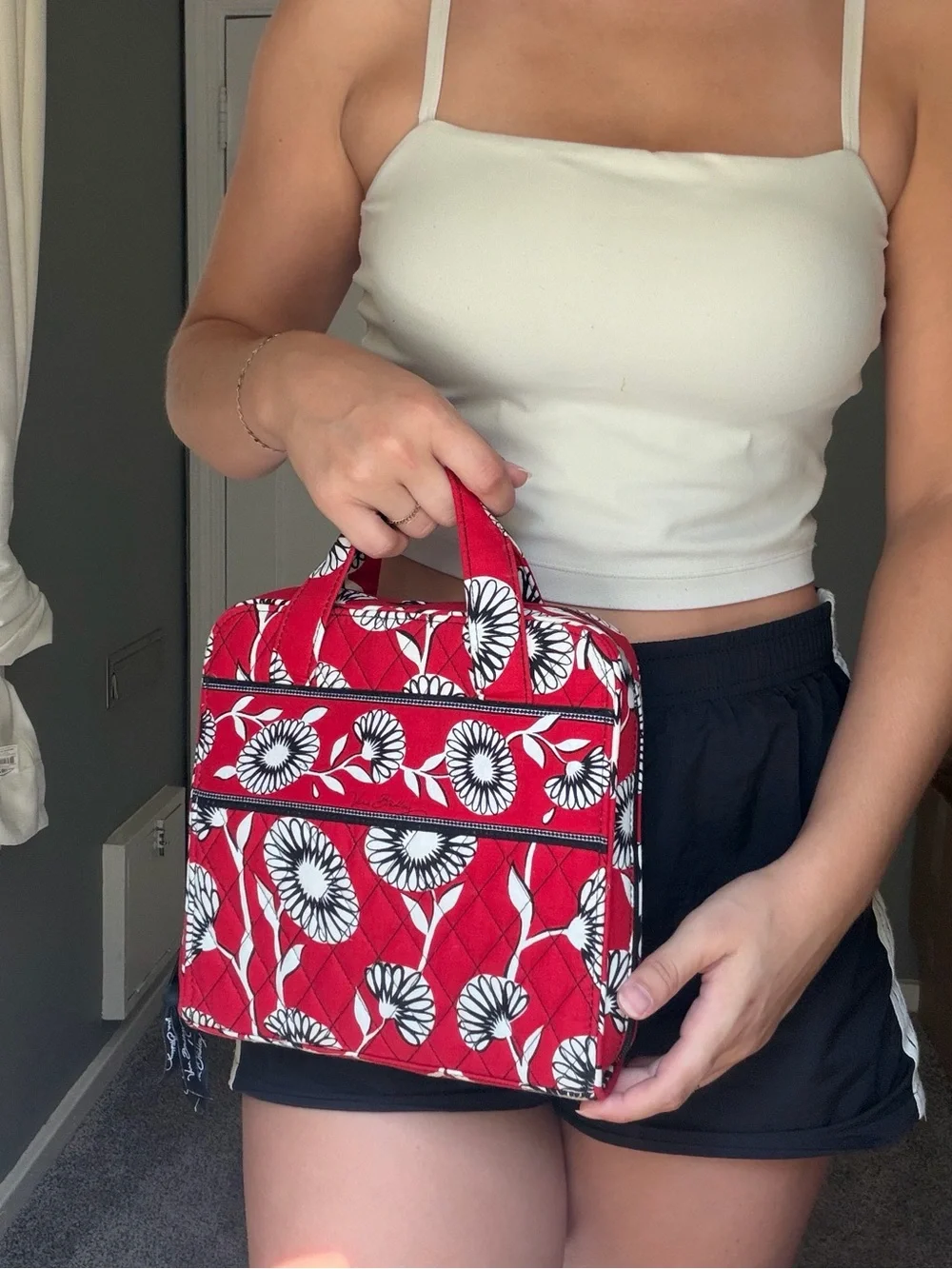 Vera Bradley Red Floral Cotton Quilted Tech Organizer in Deco Daisy Pattern